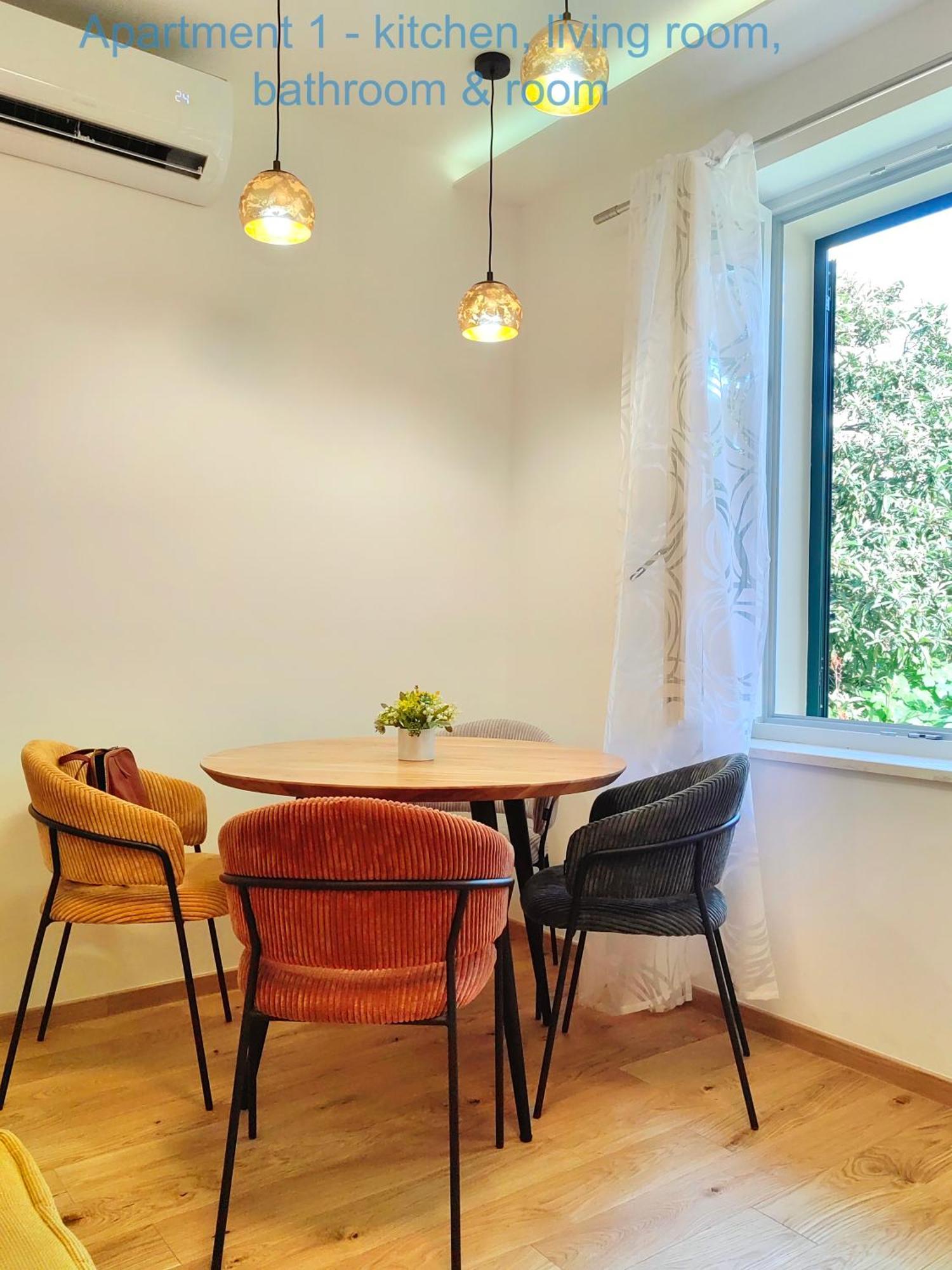 Relax And Enjoy Apartments Сплит Экстерьер фото