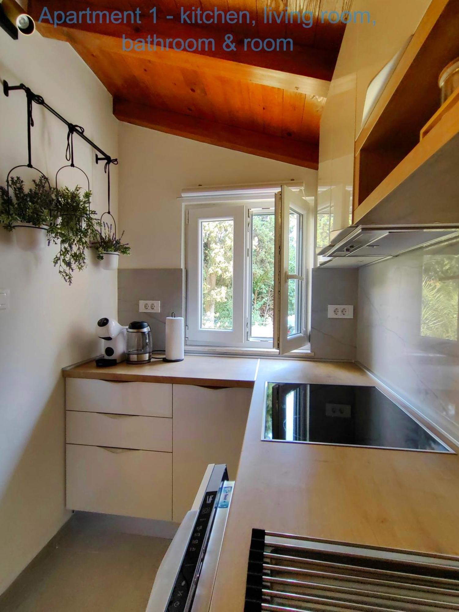 Relax And Enjoy Apartments Сплит Экстерьер фото